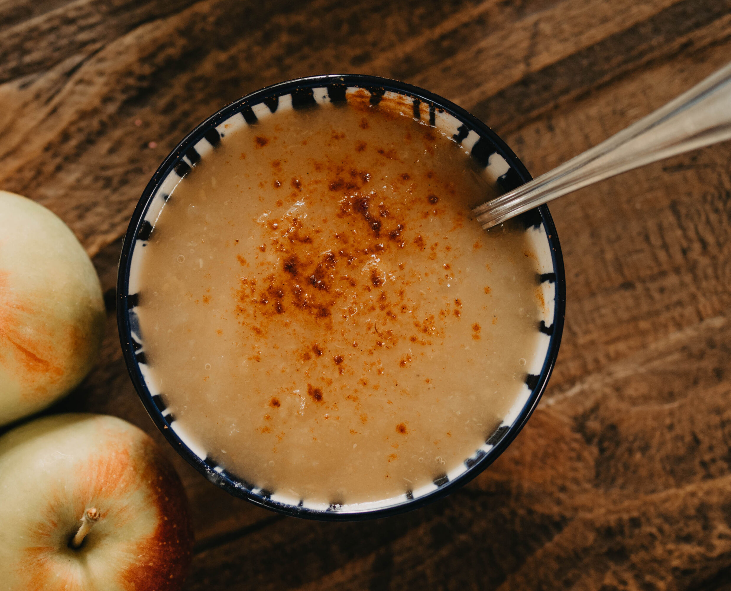 Simple Applesauce Slow Cooker Recipe